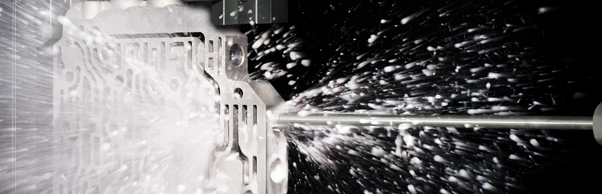 Ecoclean Sbavatura a getto d'acqua ad alta pressione