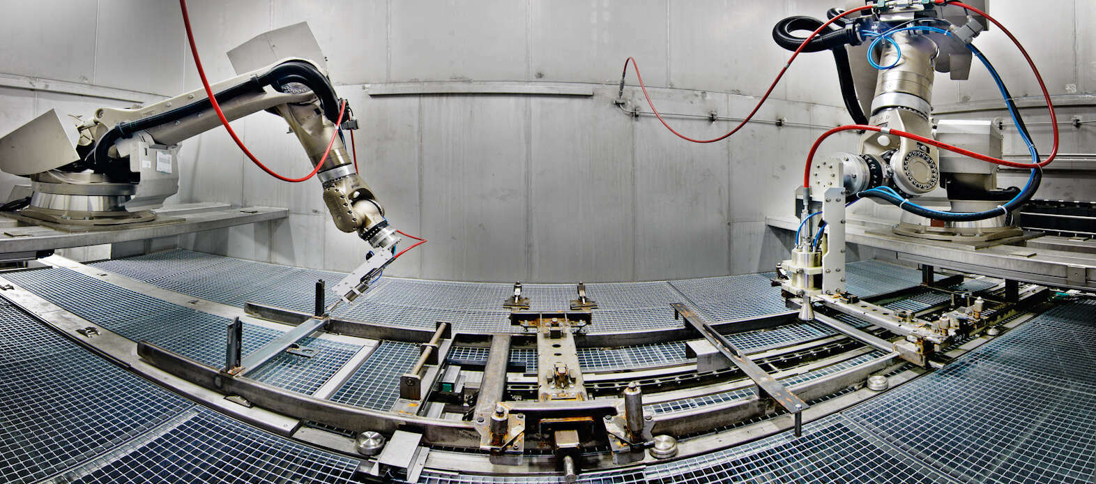 Tecnologie e soluzioni Ecoclean per il trattamento delle superfici